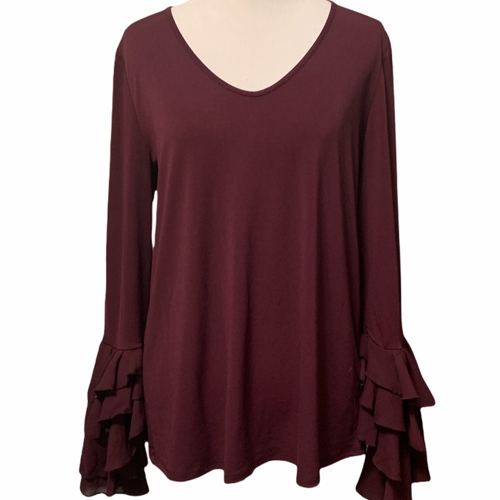 Cupio wine color scoop neck with amazing ruffled sleeves, small